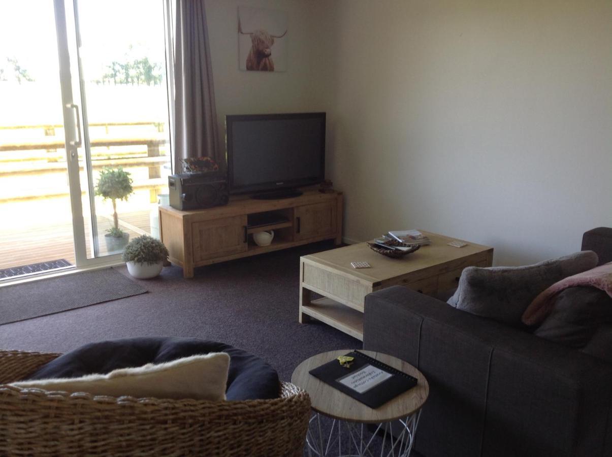 Aratahi Cottages Carterton 외부 사진
